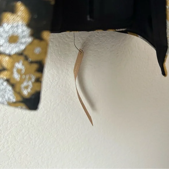 NWT Reformation Azalea Top in Golden Hour - Picture 3 of 6